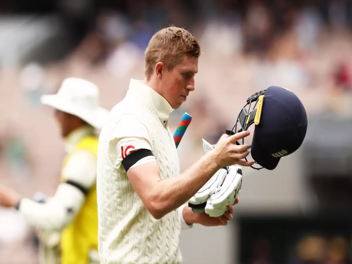 Zak Crawley walks off