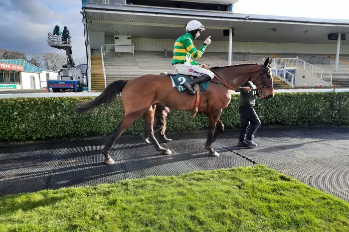 Any Second Now books Aintree ticket