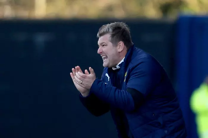 Oxford boss Karl Robinson delighted with boost to play-off push