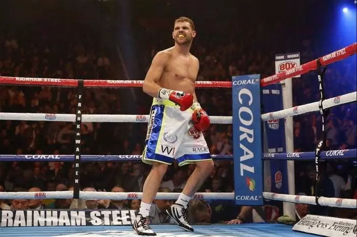 Saunders ready to embrace YouTubers' big night