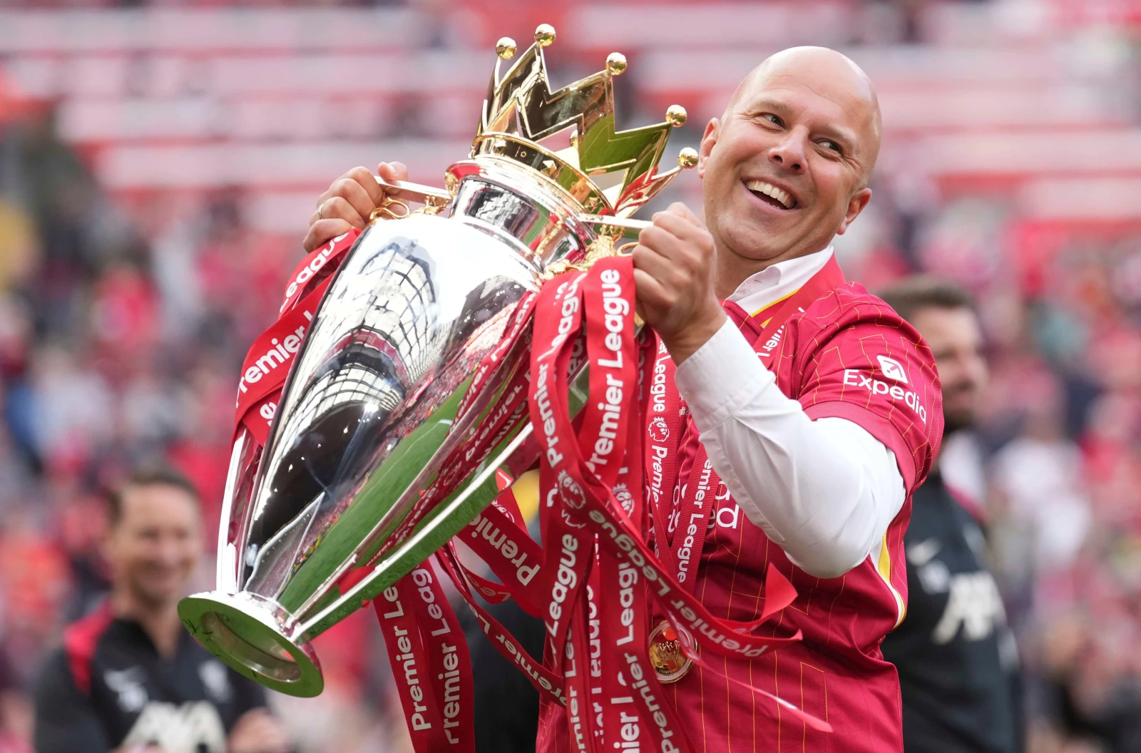 Arne Slot Nominated For 2025 Men’s Team Coach Of The Year