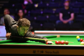 Neil Robertson dumped out of Scottish Open by Joe O'Connor