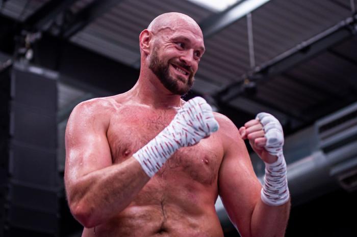 How does Tyson Fury's weigh-in result against Whyte compare to other fights?