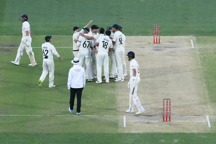 Pitch curator expects Melbourne wicket to favour seamers.