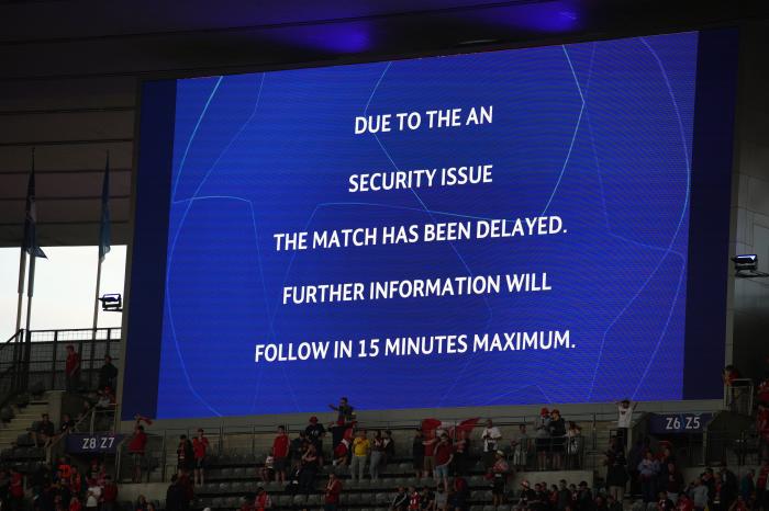 Stade de France, Champions League delay