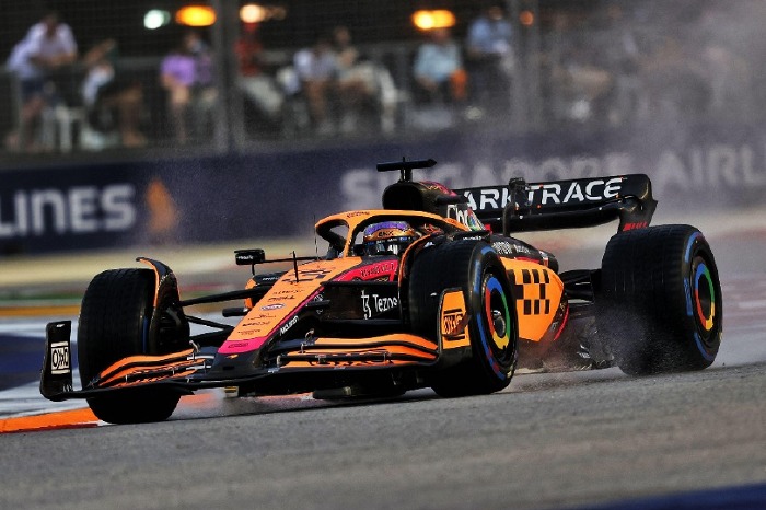 Mclaren driver Daniel Ricciardo in action in Formula 1