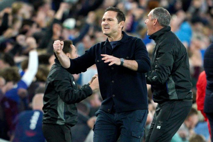 Frank Lampard celebrates Everton survival