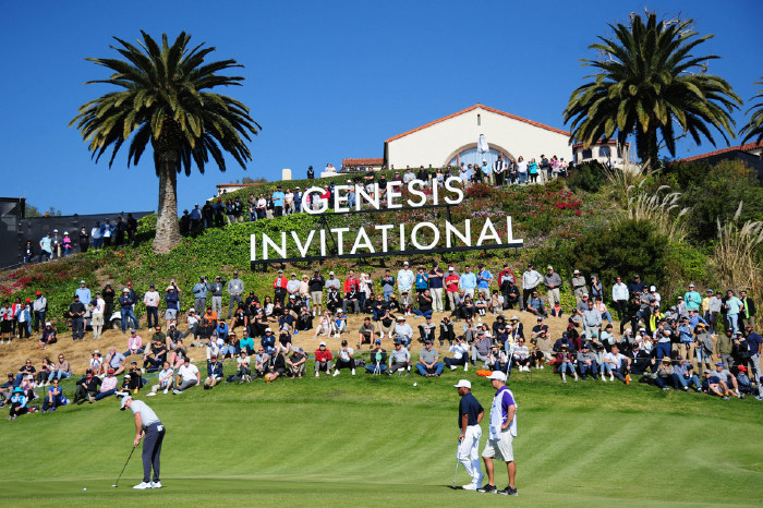 There’s a strong field assembled at the Riviera Country Club in Pacific Pasilades, Los Angeles.