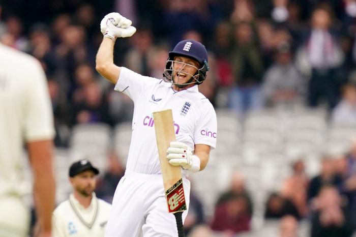 Joe Root celebrates England's 1st Test victory over New Zealand