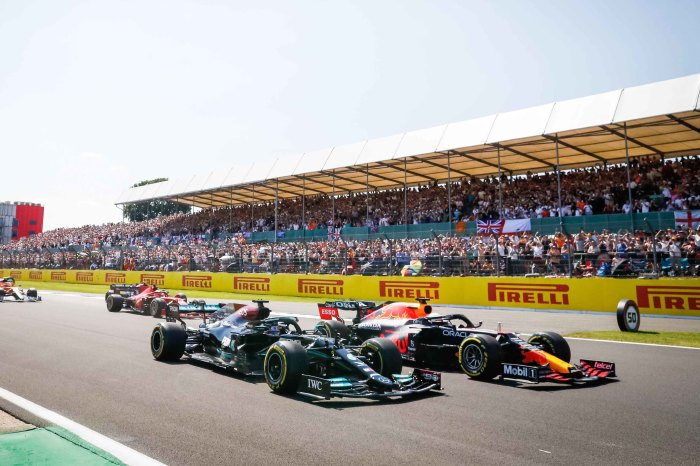 Lewis Hamilton and Max Verstappen at British GP in 2021