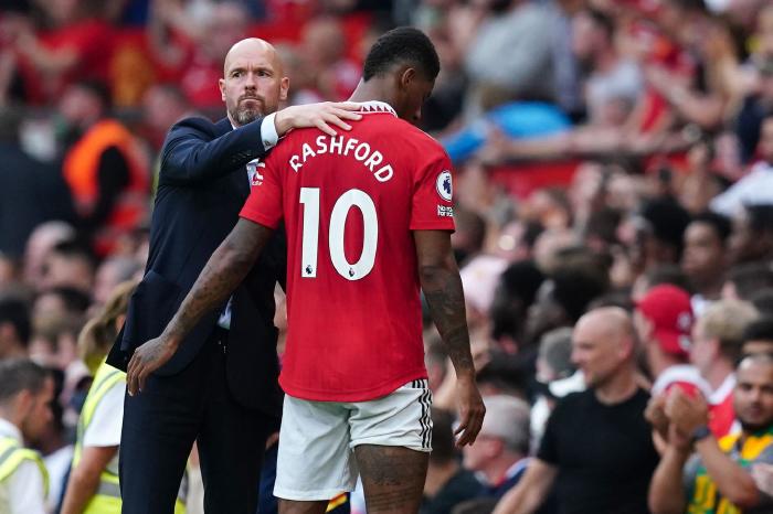 Manchester United manager Erik ten Hag embraces Marcus Rashford after he is substituted
