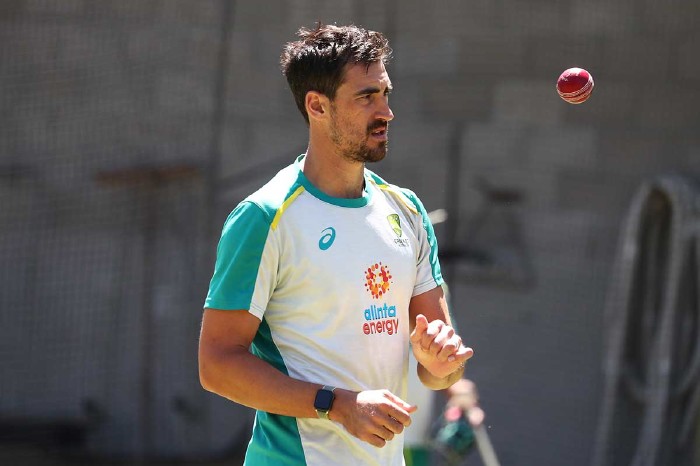 Mitchell Starc wary of an improved England in Hobart contest