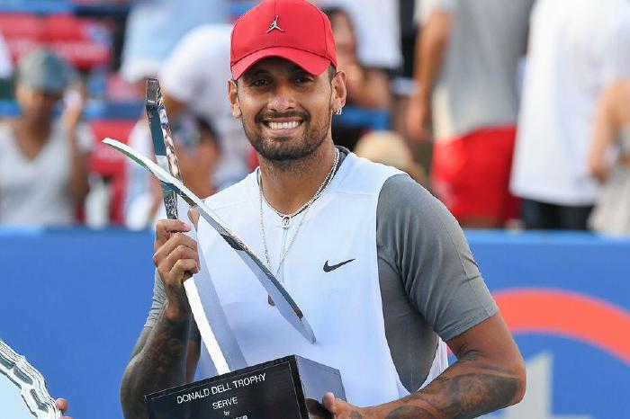 Nick Kyrgios with Citi Open trophy