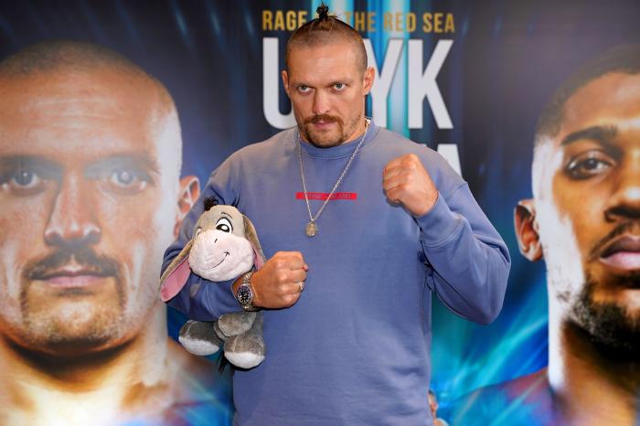 Oleksandr Usyk's team pulled out of Tyson Fury fight.
