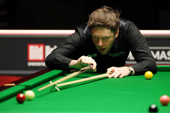 Ricky Walden completed a remarkable comeback to stun Mark Williams in the quarter-finals
