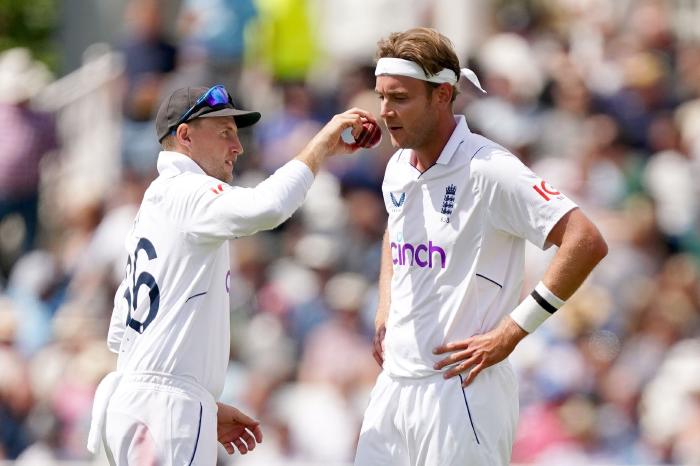 Stuart Broad and Joe Root in action for England