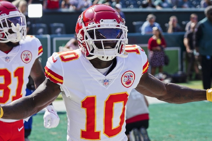 Tyreek Hill was traded from the Chiefs to Dolphins