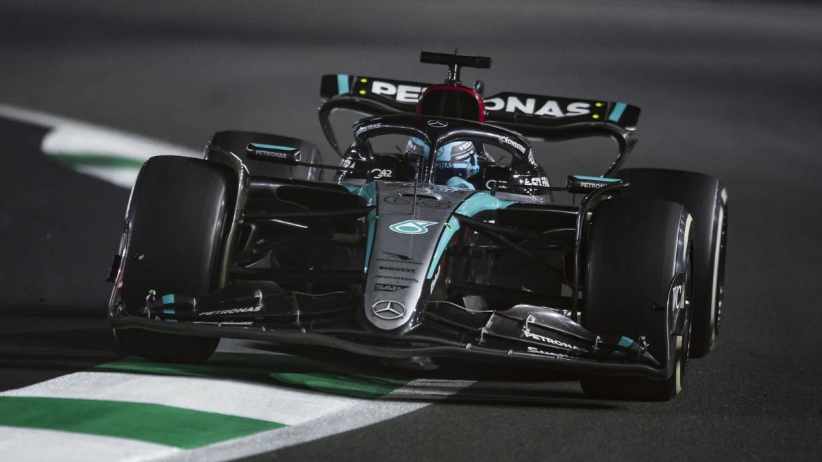 Mercedes working on fixing W15's 'fundamental' issues