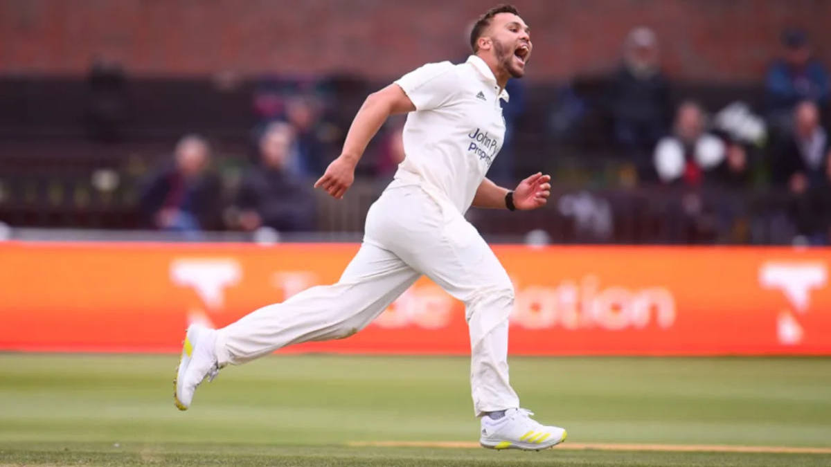 County Championship Division Two: Worcestershire thrash lacklustre ...