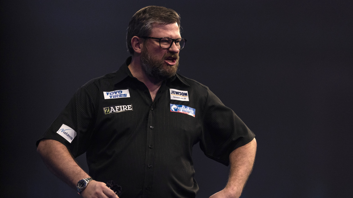 James Wade fights back to overcome Steve Beaton in Players Championship