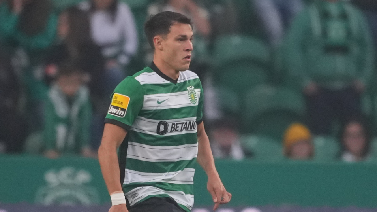 Paris Saint Germain Reportedly Beat Chelsea To Uruguay Midfielder