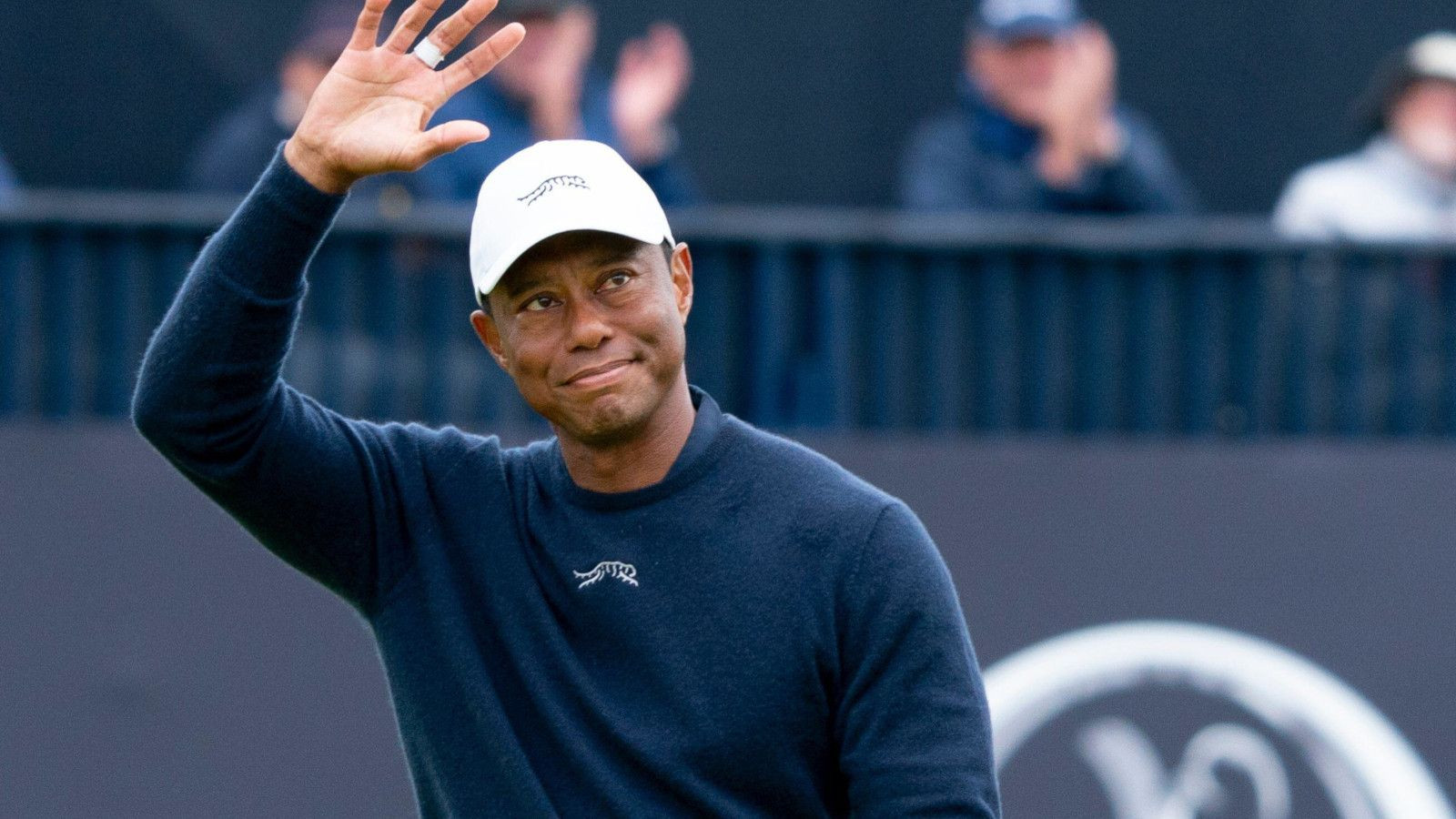 Tiger Woods vows to keep competing in Majors despite Open Championship
