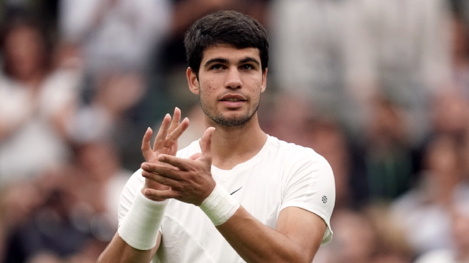 Wimbledon tips Carlos Alcaraz and Novak Djokovic to remain on course