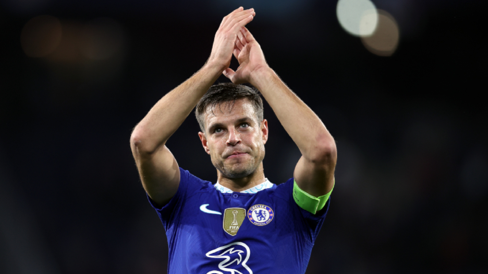 Photo + Brassard Signé Cesar Azpilicueta (Chelsea FC/Espagne) - Certifié COA 30x24cm