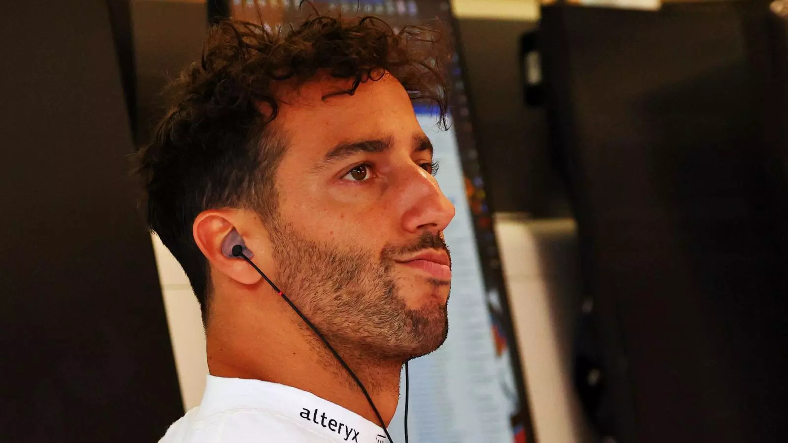 McLaren driver Daniel Ricciardo will take a break from Formula 1 in 2023