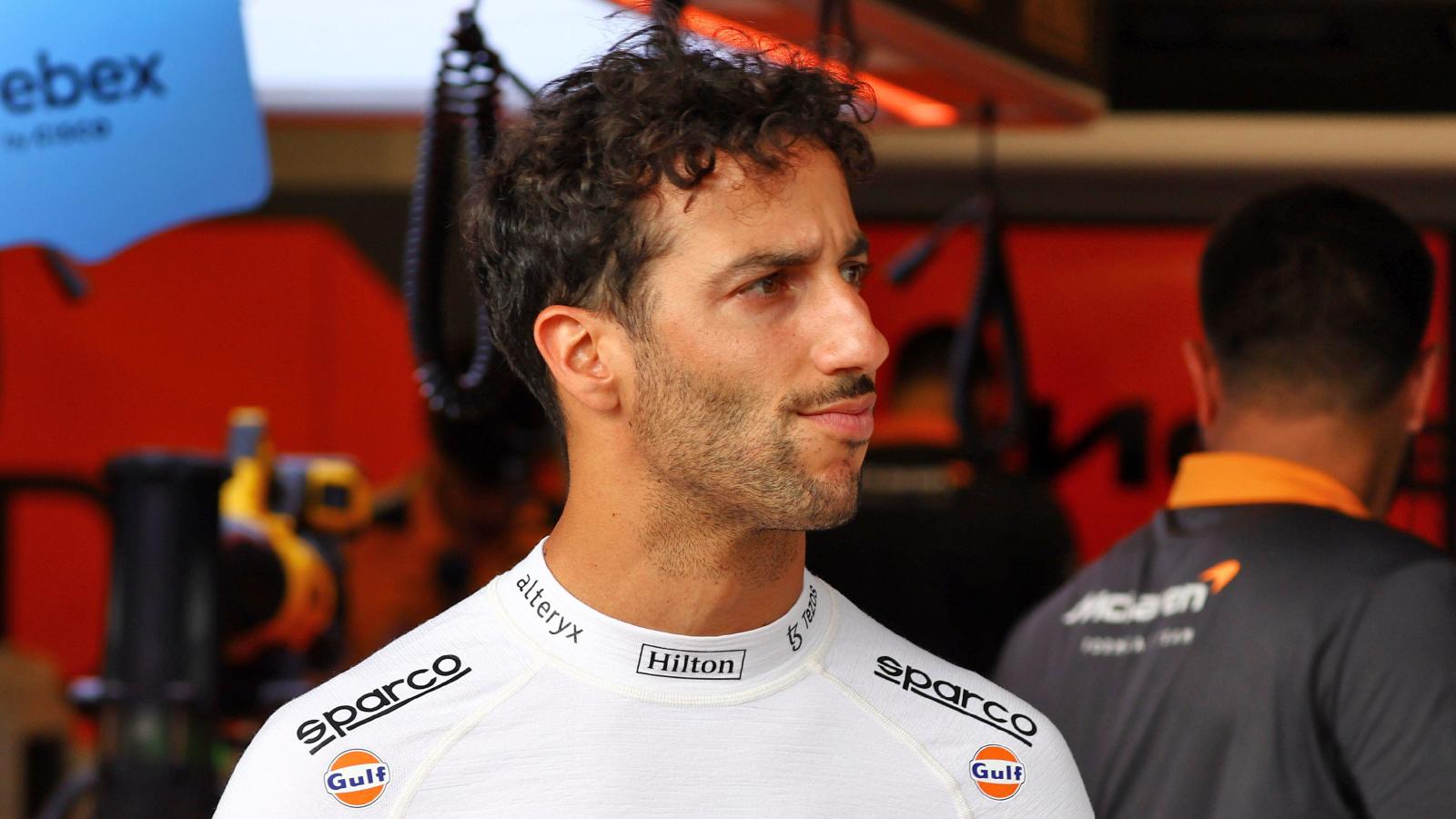 Lewis Hamilton hopes Daniel Ricciardo will find an F1 seat for 2023 ...