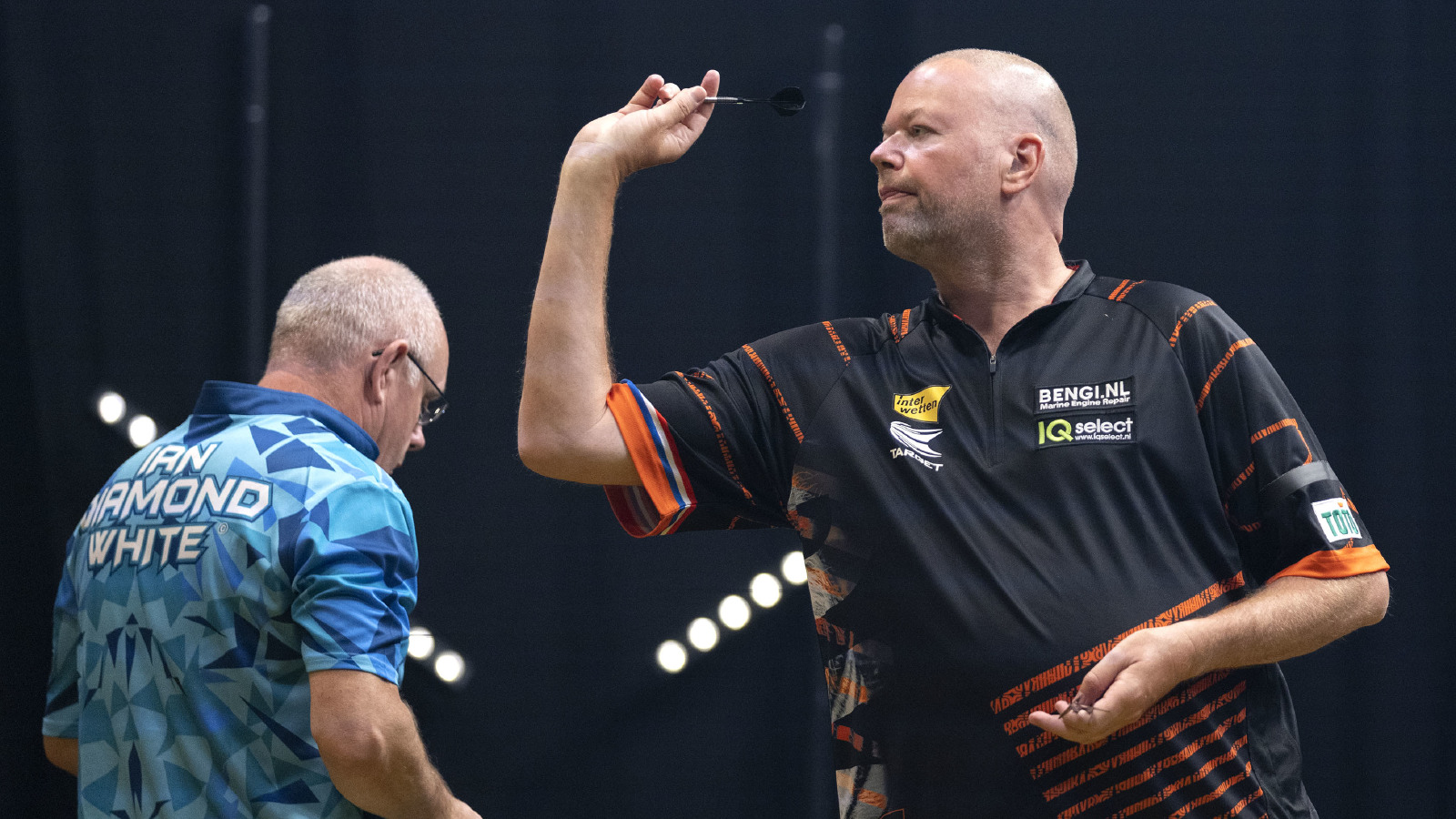 German Darts Open Raymond van Barneveld sets up secondround Peter