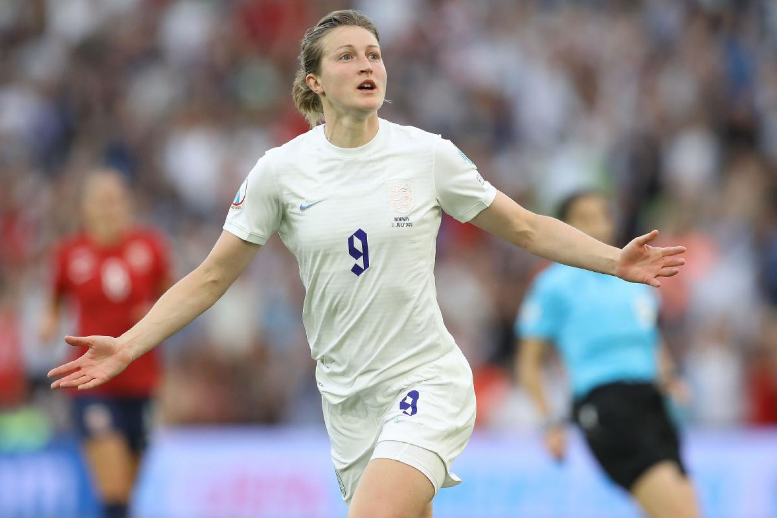 England Head Coach Sarina Wiegman Hails Ellen White After Retirement 