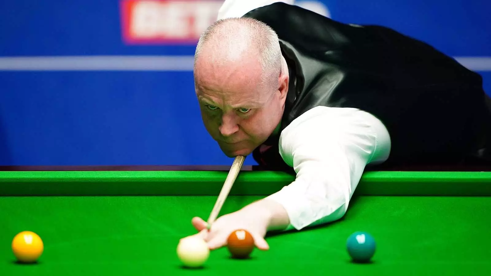 John Higgins sure he can challenge the best after thumping David Grace