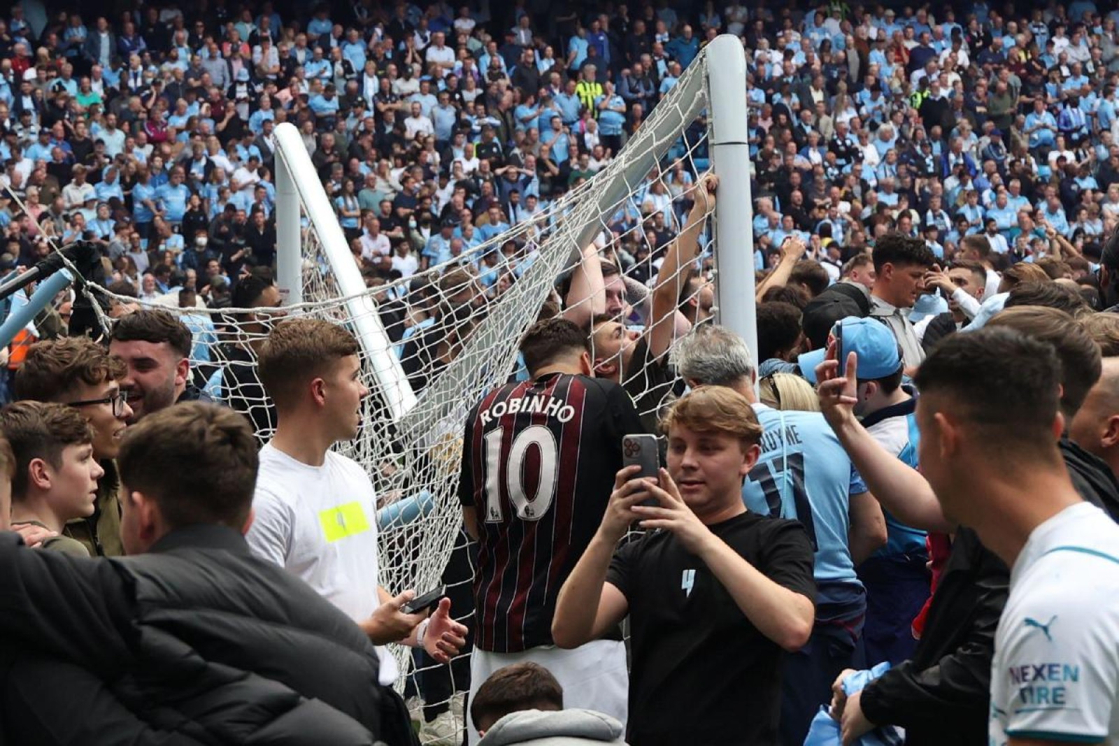 Football pitch invasions The good, the bad and the Etihad
