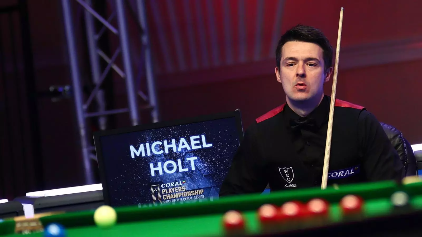 Snooker Shoot Out Michael Holt impresses on short notice while Reanne Evans makes history