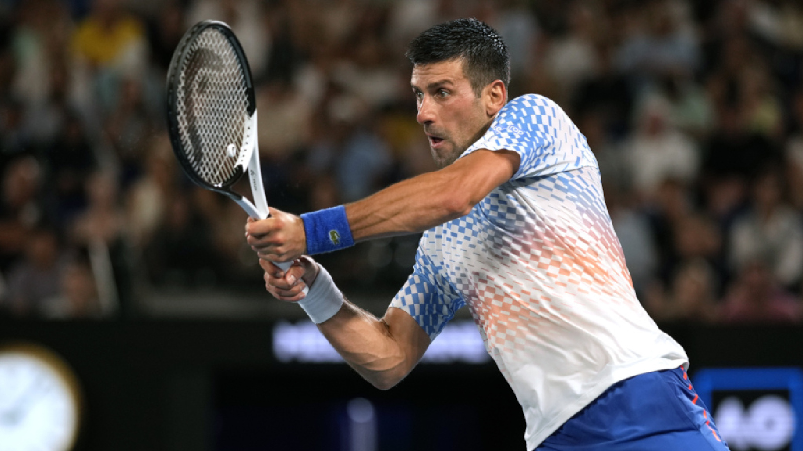 Novak Djokovic besiegt Hubert Hurkacz im Viertelfinale von Dubai