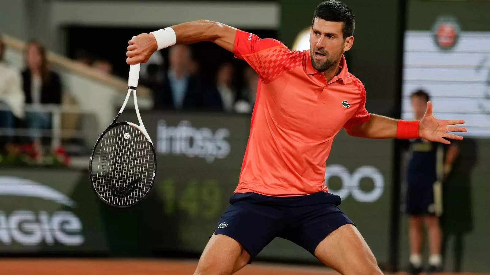 Novak Djokovic wins at French Open to reach 45th Grand Slam semi