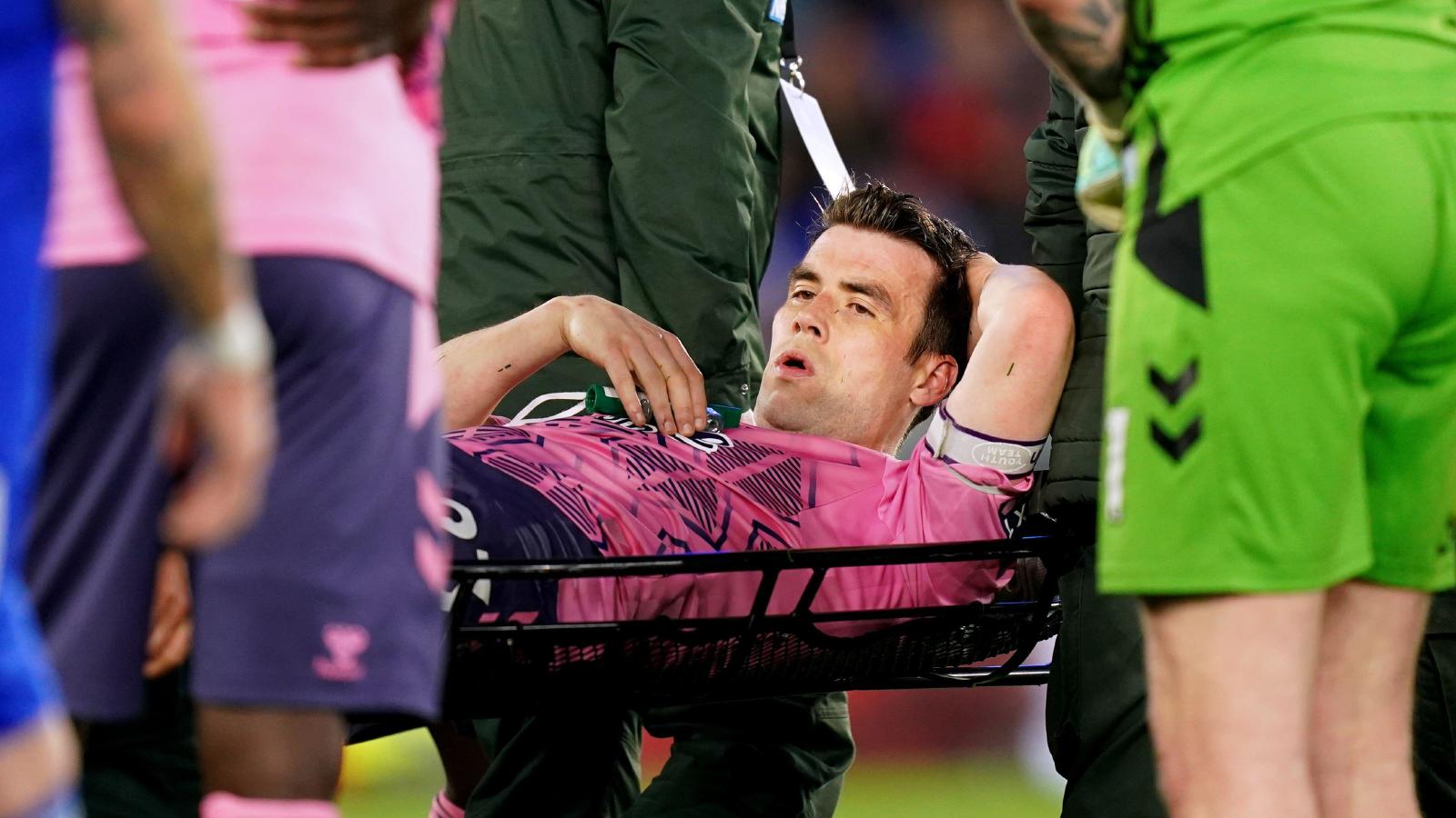 Everton news: Huge injury blow for Sean Dyche as Toffees boss provides Seamus Coleman update