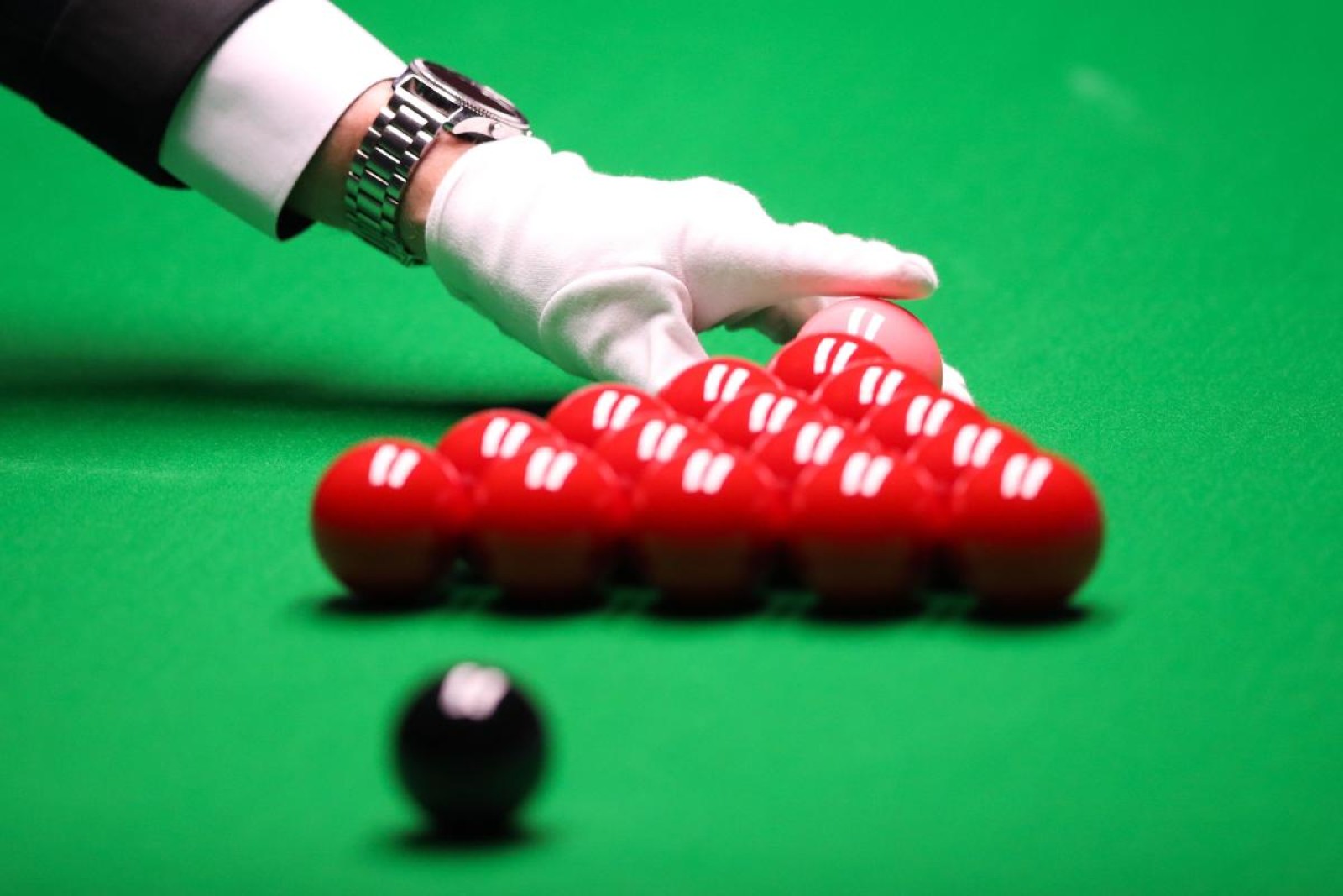 Zhao Xintong and Zhang Jiankang suspended from the World Snooker Tour