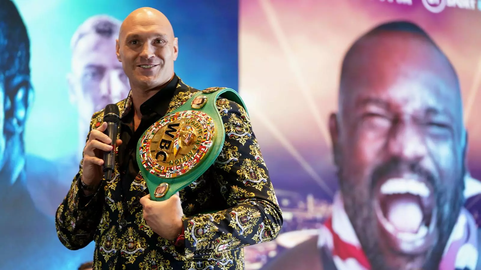 Bob Arum gives massive update on Tyson Fury v Oleksandr Usyk and chances of December super fight